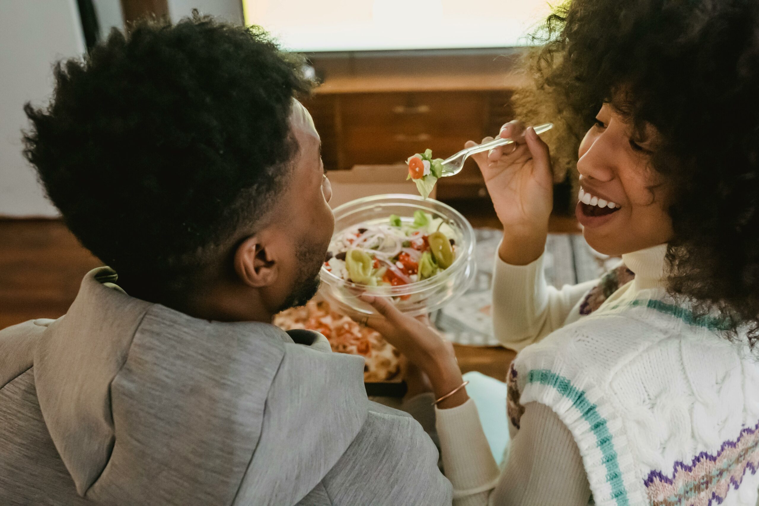 Kostenloses Stock Foto zu afro-haar, afroamerikaner, aufgeregt